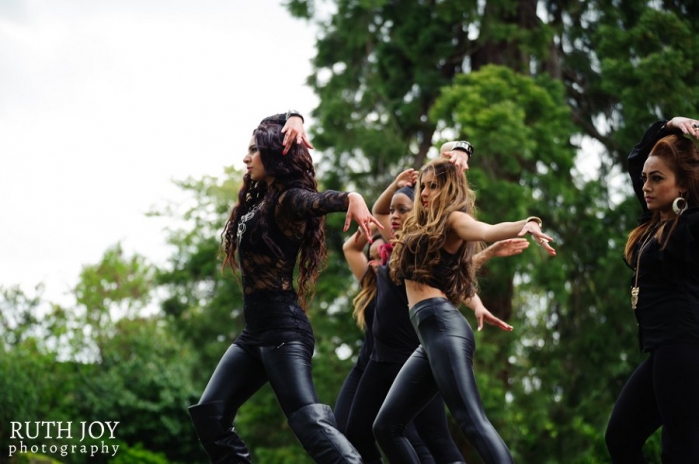 Diva Dance Group Performance with Ish Dance Fusion, International Women