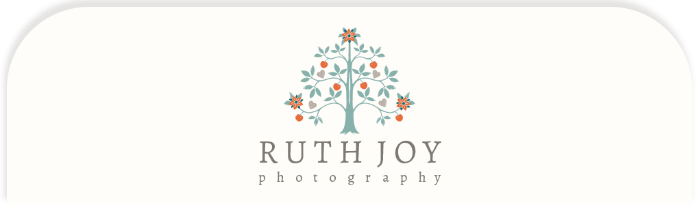 ruthjoyphotography.com logo